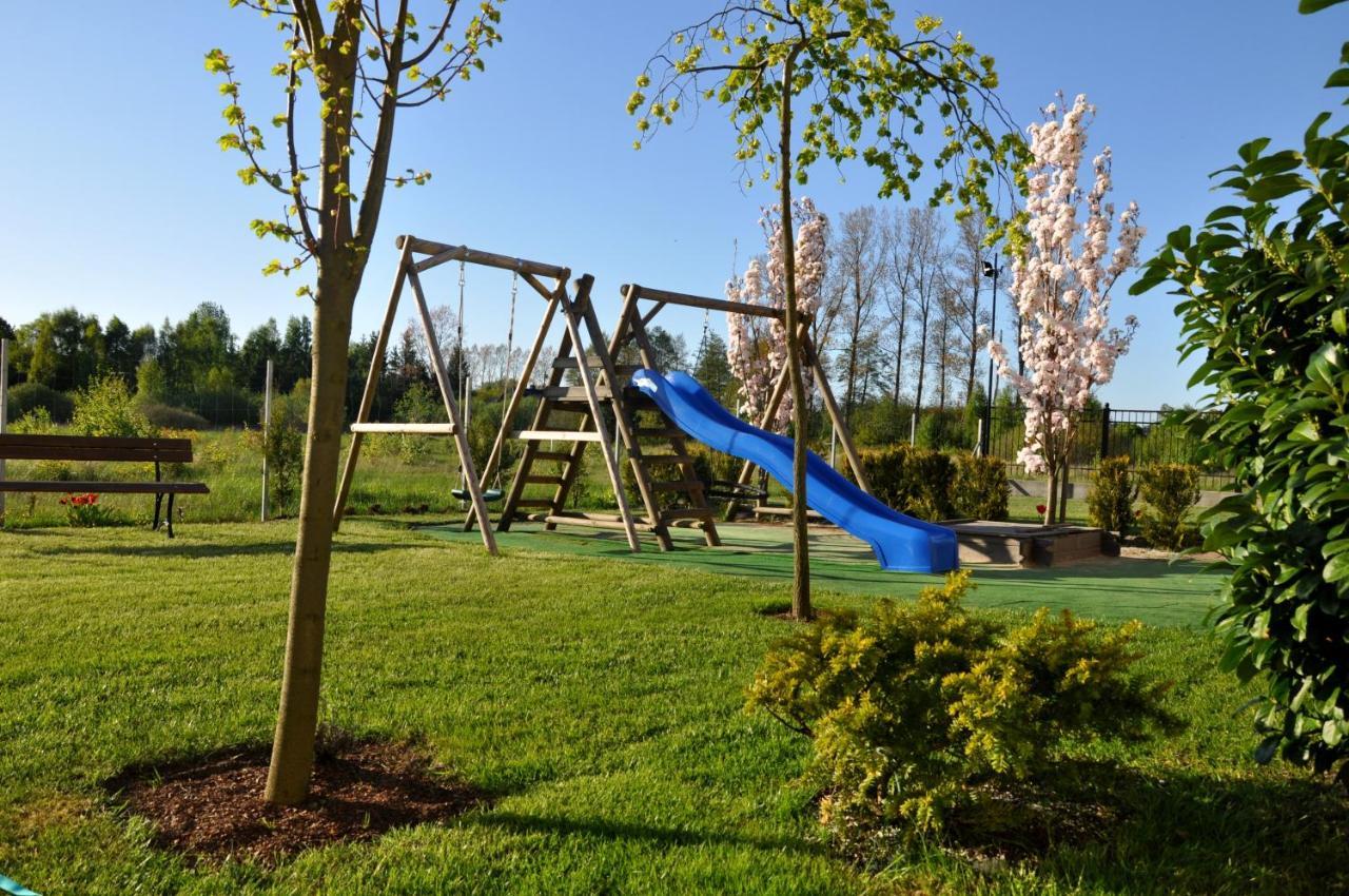 Gosciniec Kaszubski Homestay Białogóra Buitenkant foto