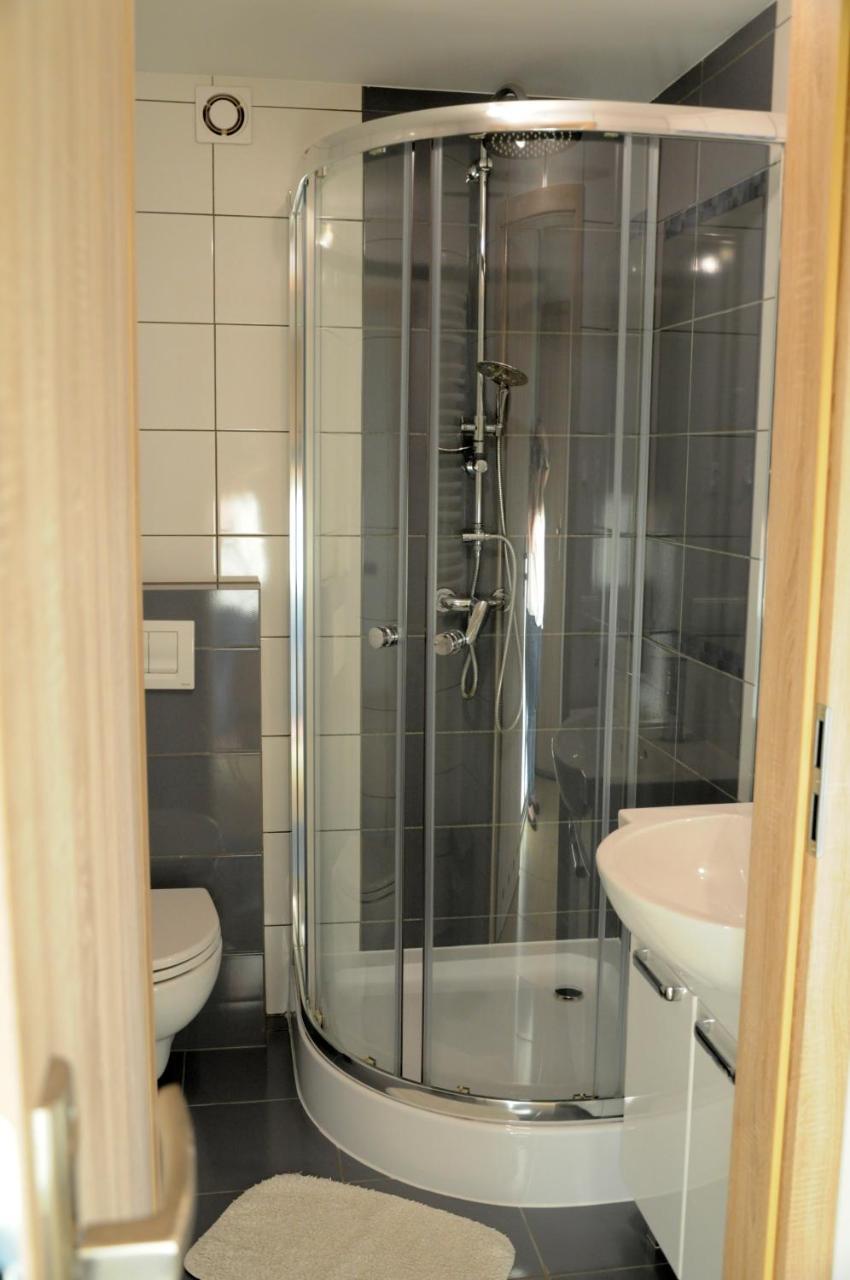 Gosciniec Kaszubski Homestay Białogóra Buitenkant foto