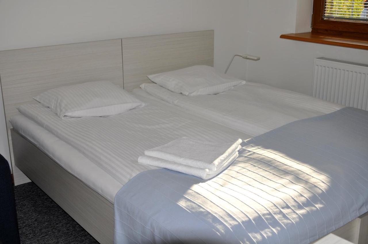 Gosciniec Kaszubski Homestay Białogóra Buitenkant foto